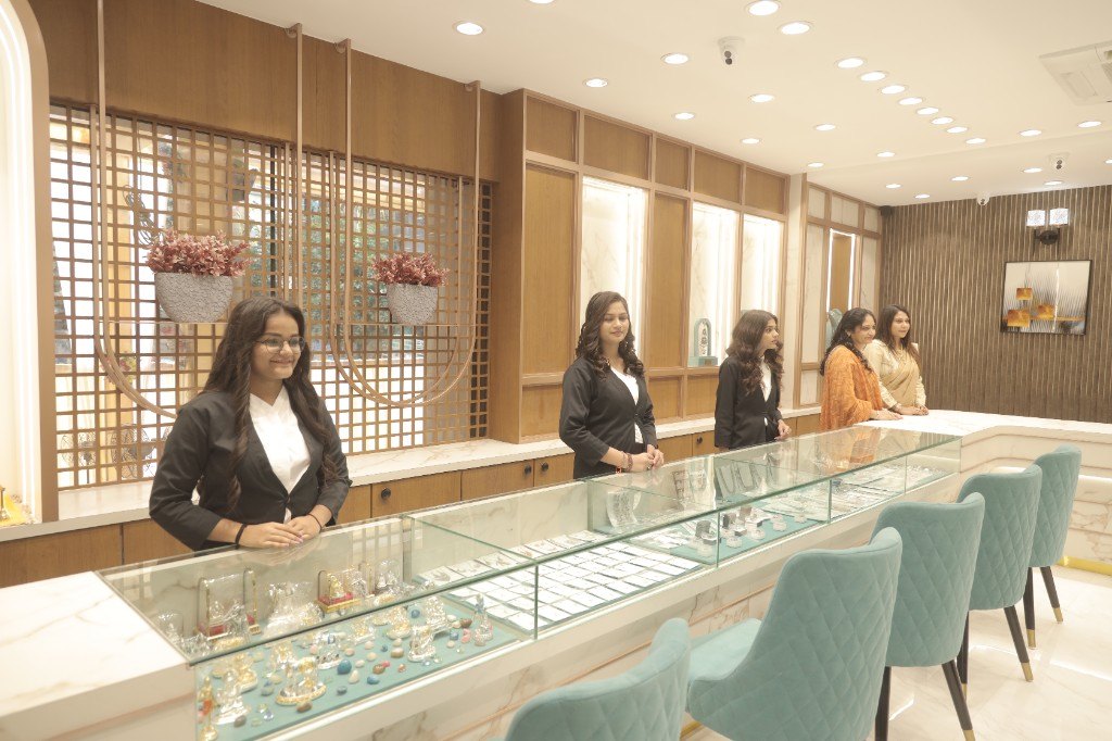 Mahaveer consultants at the silver counter